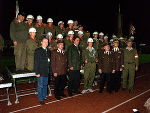 v.l.n.r: LR Johann Seitinger, ÖBFV-Vizepäsident Johann Huber, LH Franz Voves, Gruppenkommandant der Jugendgruppe Tragwein (OÖ), ÖBFV-Präsident Manfred Seidl, Landesbranddirektor Albert Kern und Bewerbsleiter ABI Peter Mayer (von links) mit den siegreichen Gruppen. Fotos: Landesfeuerwehrkommando v.l.n.r: LR Johann Seitinger, ÖBFV-Vizepäsident Johann Huber, LH Franz Voves, Gruppenkommandant der Jugendgruppe Tragwein (OÖ), ÖBFV-Präsident Manfred Seidl, Landesbranddirektor Albert Kern und Bewerbsleiter ABI Peter Mayer (von links) mit den siegreichen Gruppen. Fotos: Landesfeuerwehrkommando