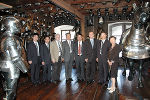 Die Delegation zu Besuch im Grazer Zeughaus. Die Delegation zu Besuch im Grazer Zeughaus.