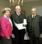 (von links): Landeshauptmann Waltraud Klasnic, Seniorenbundobmann Stefan Knafl und Landtagspräsident a. d. Franz Wegart. Foto Fischer (von links): Landeshauptmann Waltraud Klasnic, Seniorenbundobmann Stefan Knafl und Landtagspräsident a. d. Franz Wegart. Foto Fischer