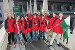 (v.l.):Vorsitzender der Alpen Adria Projektgruppe Sport, Mag. Thomas Hirschböck und Sportlandesrat Ing. Manfred Wegscheider (Mitte) mit steirischen Teilnehmerinnen und Teilnehmern der Jugendsportwinterspiele 2007 in Oberösterreich bei der Verabschiedung auf der Galerie des Grazer Landhauses. Foto: Leodolter (v.l.):Vorsitzender der Alpen Adria Projektgruppe Sport, Mag. Thomas Hirschböck und Sportlandesrat Ing. Manfred Wegscheider (Mitte) mit steirischen Teilnehmerinnen und Teilnehmern der Jugendsportwinterspiele 2007 in Oberösterreich bei der Verabschiedung auf der Galerie des Grazer Landhauses. Foto: Leodolter