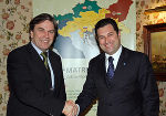 Landeshauptmann Mag. Franz Voves stellte das Projekt in Triest gemeinsam mit dem Europa-Minister der italienischen Region Friaul Julisch-Venetien, Dipl.Ing. Franco Iacop, diese Woche in Triest vor. Foto: Land Steiermark / Sigi Gallhofer Landeshauptmann Mag. Franz Voves stellte das Projekt in Triest gemeinsam mit dem Europa-Minister der italienischen Region Friaul Julisch-Venetien, Dipl.Ing. Franco Iacop, diese Woche in Triest vor. Foto: Land Steiermark / Sigi Gallhofer
