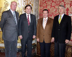 von links: Adolf Fauland (Abgeordneter zum Nationalrat a. D.), Landeshauptmann Mag. Franz Voves, Vereinsobmann Dr. Alois Puntigam und Landesamtsdirektor Dr. Gerhard Ofner im Grazer Palais Attems. Foto: Landespressedienst von links: Adolf Fauland (Abgeordneter zum Nationalrat a. D.), Landeshauptmann Mag. Franz Voves, Vereinsobmann Dr. Alois Puntigam und Landesamtsdirektor Dr. Gerhard Ofner im Grazer Palais Attems. Foto: Landespressedienst