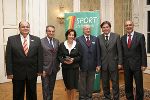 (von links): Hannes Hopfer, Dr. Ernst Schimpel, Gertrude Gaisbacher, Direktor Mag. Dr. Dieter Moshuber, Landeshauptmann Mag. Franz Voves und Sportlandesrat Ing. Manfred Wegscheider. Fotos: Robert Frankl (von links): Hannes Hopfer, Dr. Ernst Schimpel, Gertrude Gaisbacher, Direktor Mag. Dr. Dieter Moshuber, Landeshauptmann Mag. Franz Voves und Sportlandesrat Ing. Manfred Wegscheider. Fotos: Robert Frankl