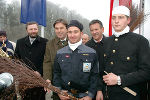 Steirische Rauchfangkehrer überbrachten beim Schengen-Fest in Bad Radkersburg/Gornja Radgona Glückwünsche für 2008 an Sloweniens Regionalminister Ivan Žagar, Landeshauptmann Mag. Franz Voves und den Bürgermeister von Gornja Radgona, Tone Kampuš. Foto: Europaabteilung Steirische Rauchfangkehrer überbrachten beim Schengen-Fest in Bad Radkersburg/Gornja Radgona Glückwünsche für 2008 an Sloweniens Regionalminister Ivan Žagar, Landeshauptmann Mag. Franz Voves und den Bürgermeister von Gornja Radgona, Tone Kampuš. Foto: Europaabteilung