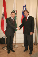 Der Botschafter der Republik Slowenien in Österreich Dr. Aleksander Geržina bei seinem Antrittsbesuch bei Landeshauptmann Mag. Franz Voves in der Grazer Burg.