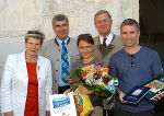 v.l.n.r. Landeshauptmann Waltraud Klasnic, Bürgermeister Johann Kindermann, Kulturabteilungsleiter Dr. Josef Marko begrüßten am Sonntag die 100.000 Besucher der Landesausstellung: die Grazer Familie Beate und Martin Wippel-Herzog. Foto Pachernegg v.l.n.r. Landeshauptmann Waltraud Klasnic, Bürgermeister Johann Kindermann, Kulturabteilungsleiter Dr. Josef Marko begrüßten am Sonntag die 100.000 Besucher der Landesausstellung: die Grazer Familie Beate und Martin Wippel-Herzog. Foto Pachernegg