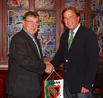 Jubilar Bgm. Josef Gangl und LH Franz Voves © Foto Pachernegg; bei Quellenangabe honorarfrei Jubilar Bgm. Josef Gangl und LH Franz Voves