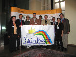 von rechts: Mag. Martin Titz (Initiative KINDerLEBEN), Mag. Dagmar Bojdunyk-Rack (Geschäftsführerin Verein RAINBOWS), Dr. Ernst Burger (Leiter der Steiermärkischen Landesstatistik), Olaf Kapella (Diplomierter Sozialpädagoge, ÖIF Wien), Mag. Christian Theiss (Kinder- und Jugendanwalt), Mag. Johannes Pflegerl (Soziologe, ÖIF Wien), Simone Ressler (Referat Frau-Familie-Gesellschaft), Dr. Peter Rudlof (Moderator der Veranstaltung), Gerlinde Hierzer-Bacher (Landesleiterin RAINBOWS Steiermark). Foto: Landespressedienst von rechts: Mag. Martin Titz (Initiative KINDerLEBEN), Mag. Dagmar Bojdunyk-Rack (Geschäftsführerin Verein RAINBOWS), Dr. Ernst Burger (Leiter der Steiermärkischen Landesstatistik), Olaf Kapella (Diplomierter Sozialpädagoge, ÖIF Wien), Mag. Christian Theiss (Kinder- und Jugendanwalt), Mag. Johannes Pflegerl (Soziologe, ÖIF Wien), Simone Ressler (Referat Frau-Familie-Gesellschaft), Dr. Peter Rudlof (Moderator der Veranstaltung), Gerlinde Hierzer-Bacher (Landesleiterin RAINBOWS Steiermark). Foto: Landespressedienst