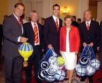 v.l.n.r.: Rudi Roth, Walter Messner, Toni Ehmann, Landeshauptmann Waltraud Klasnic und Walter Schachner beim gestrigen Empfang in der Grazer Burg, Foto: Philipp v.l.n.r.: Rudi Roth, Walter Messner, Toni Ehmann, Landeshauptmann Waltraud Klasnic und Walter Schachner beim gestrigen Empfang in der Grazer Burg, Foto: Philipp