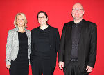 Gleichbehandlungsbeauftragte Sabine Schulze-Bauer konnte Caroline Voithofer und Christopher Frank als Referenten beim Symposium im Wartingersaal begrüßen. (v.l.)