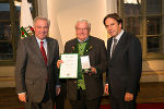 Goldenes Ehrenzeichen verliehen an: Reinhold Haring