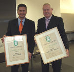 Bernd Fürpaß und Hans Peter Schume die beiden Preisträger des diesjährigen Förderpreis des Landes zur "Unfallverhütung im Kindesalter"; Foto: Landespressedienst Bernd Fürpaß und Hans Peter Schume die beiden Preisträger des diesjährigen Förderpreis des Landes zur "Unfallverhütung im Kindesalter"; Foto: Landespressedienst