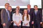 LR Christopher Drexler, Eva Unterweger, Bernhard Langmann, LH Hermann Schützenhöfer, LH-Stv. Michael Schickhofer, Maria Fellner (Abt. 4) und Lisa Kuschke (BH Murtal) beim Lehrlingstag 2016 (v.l.) © Foto: steiermark.at/Sreibl; bei Quellenangabe honorarfrei LR Christopher Drexler, Eva Unterweger, Bernhard Langmann, LH Hermann Schützenhöfer, LH-Stv. Michael Schickhofer, Maria Fellner (Abt. 4) und Lisa Kuschke (BH Murtal) beim Lehrlingstag 2016 (v.l.)