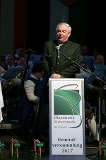 LH Schützenhöfer betonte den hohen Stellenwert der Musikvereine gerade auch für junge Menschen, die in den über 100 steirischen Jugendkapellen eine zweite Heimat finden © Steirischer Blasmusikverband; bei Quellenangabe honorarfrei LH Schützenhöfer betonte den hohen Stellenwert der Musikvereine gerade auch für junge Menschen, die in den über 100 steirischen Jugendkapellen eine zweite Heimat finden