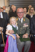 Militärkommandant Heinz Zöllner wurde für seine Verdienste um das Bundesheer in der Steiermark mit dem Großen Ehrenzeichen des Landes Steiermark ausgezeichnet.