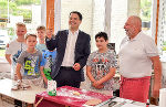 LH-Stv. Michael Schickhofer erkundete mit Volksschulkindern "Kreative Lehrlingswelten". © Bilder: Land Steiemark/Bektaš; Verwendung bei Quellenangabe honorarfrei LH-Stv. Michael Schickhofer erkundete mit Volksschulkindern "Kreative Lehrlingswelten".