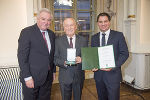 Das Große Ehrenzeichen erhielt auch Rupert Leitner für seine Verdienste um die ehemalige Pädagogische Akademie (heute Katholische Pädagogische Hochschule).