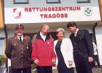 Bildtext (von links): Feuerwehrkommandant Anton Frauwallner, Ortsstellenleiter Gerhard Mußba-cher (Bergrettung), Landeshauptmann Waltraud Klasnic und Bürgermeister Karl Maunz. Foto: Ger-hard Dusek, Abdruck bei Quellenangabe honorarfrei. Bildtext (von links): Feuerwehrkommandant Anton Frauwallner, Ortsstellenleiter Gerhard Mußba-cher (Bergrettung), Landeshauptmann Waltraud Klasnic und Bürgermeister Karl Maunz. Foto: Ger-hard Dusek, Abdruck bei Quellenangabe honorarfrei.