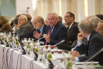 Landeshauptmann Hermann Schützenhöfer zeigt sich erfreut über das rege Interesse an der Konferenz. Landeshauptmann Hermann Schützenhöfer zeigt sich erfreut über das rege Interesse an der Konferenz.