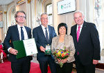 Ehrenzeichen-Verleihung in der Aula der Alten Universität in Graz: Gerhard Draxler (2.v.l.) erhielt das Große Goldene Ehrenzeichen.