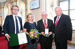 Ehrenzeichen-Verleihung in der Aula der Alten Universität in Graz: Stefan Karner (2.v.r.) erhielt das Große Goldene Ehrenzeichen.