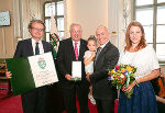 Ehrenzeichen-Verleihung in der Aula der Alten Universität in Graz: Gerald Klug (2.v.r.) erhielt das Große Goldene Ehrenzeichen mit dem Stern.