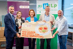 Auszeichnung für das LKH Graz für Maßnahme zur Abfallvermeidung: Michael Kazianschütz (Bereichsleiter Wirtschaft), Franziska Lindner (United Against Waste), LRin Schmiedtbauer, Betriebsdirektor Gebhard Falzberger und Küchenmeister Thomas Sommer. © Land Steiermark/ Jesse Streibl; Verwendung bei Quellenangabe honorarfrei Auszeichnung für das LKH Graz für Maßnahme zur Abfallvermeidung: Michael Kazianschütz (Bereichsleiter Wirtschaft), Franziska Lindner (United Against Waste), LRin Schmiedtbauer, Betriebsdirektor Gebhard Falzberger und Küchenmeister Thomas Sommer.