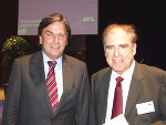 v.l.: Landeshauptmann Mag. Franz Voves mit Prof. Dr. h.c. Helmut List in der List Halle in Graz. Foto: Landespressedienst; Abdruck bei Quellenangabe honorarfrei. v.l.: Landeshauptmann Mag. Franz Voves mit Prof. Dr. h.c. Helmut List in der List Halle in Graz. Foto: Landespressedienst; Abdruck bei Quellenangabe honorarfrei.