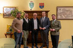 Treffen in Bad Aussee: Bgm. Thomas Schönauer, Bgm. Herbert Hansmann, Herbert Angerer (Forum Pro LKH Bad Aussee), LR Karlheinz Kornhäusl und KO Marco Triller (v.l.) © Land Steiermark/Jakob Grill; Verwendung bei Quellenangabe honorarfrei Treffen in Bad Aussee: Bgm. Thomas Schönauer, Bgm. Herbert Hansmann, Herbert Angerer (Forum Pro LKH Bad Aussee), LR Karlheinz Kornhäusl und KO Marco Triller (v.l.) © Land Steiermark/Jakob Grill; Verwendung bei Quellenangabe honorarfrei