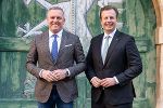 Die beiden Politiker im Grazer Landhaushof