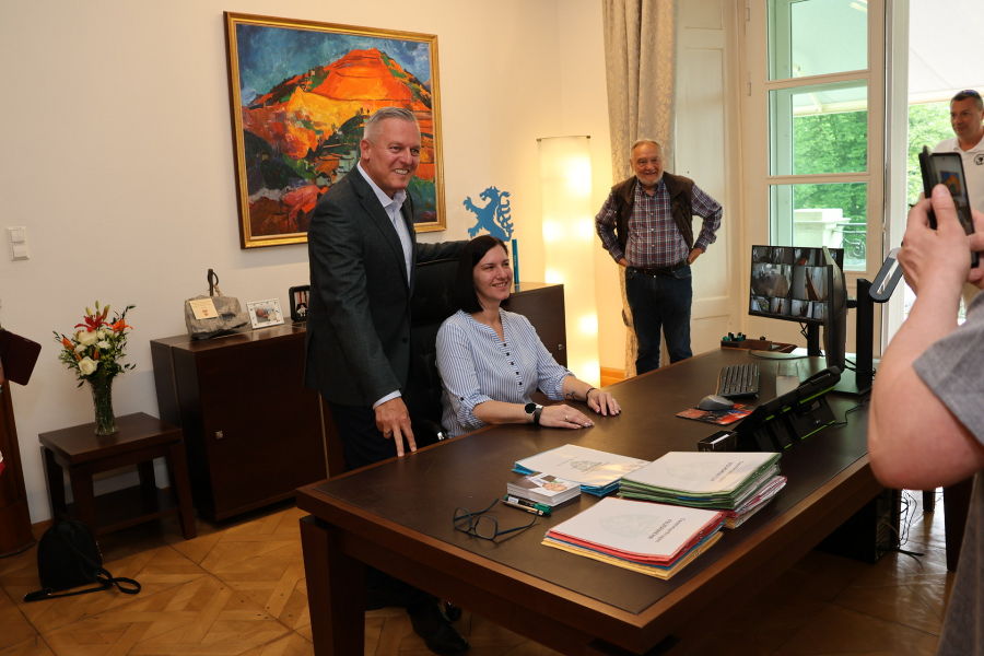 In der Grazer Burg konnte Landeshauptmann Mario Kunasek zahlreiche Besucher zum Tag der offenen Tür begrüßen.