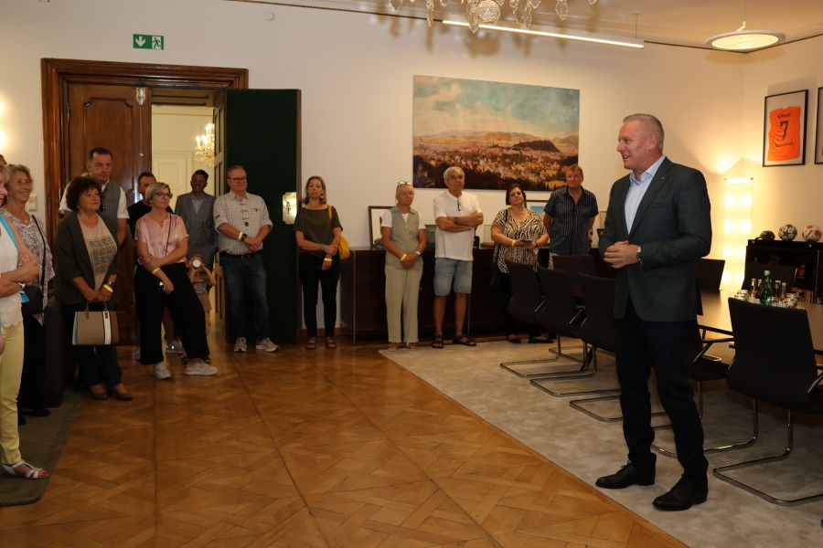 In der Grazer Burg konnte Landeshauptmann Mario Kunasek zahlreiche Besucher zum Tag der offenen Tür begrüßen.