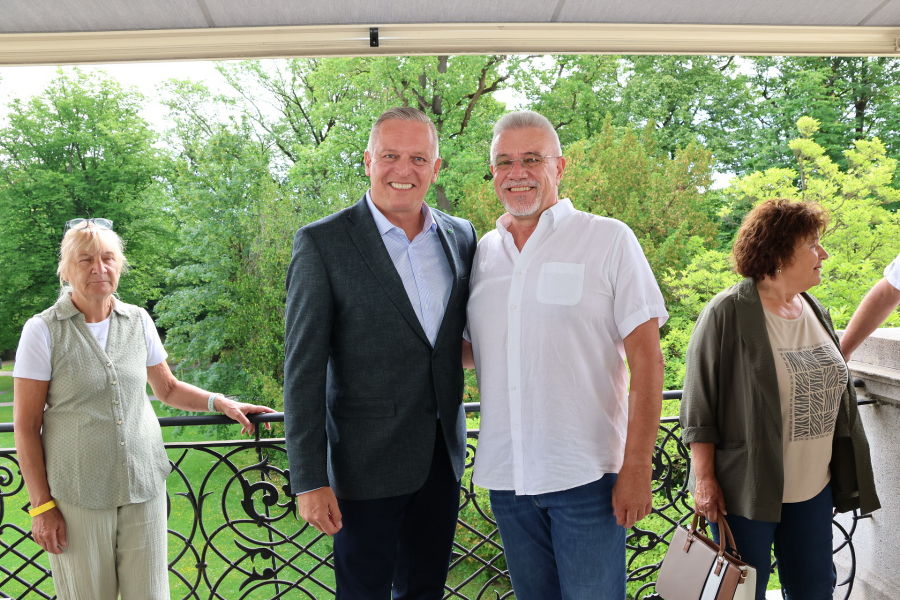In der Grazer Burg konnte Landeshauptmann Mario Kunasek zahlreiche Besucher zum Tag der offenen Tür begrüßen.
