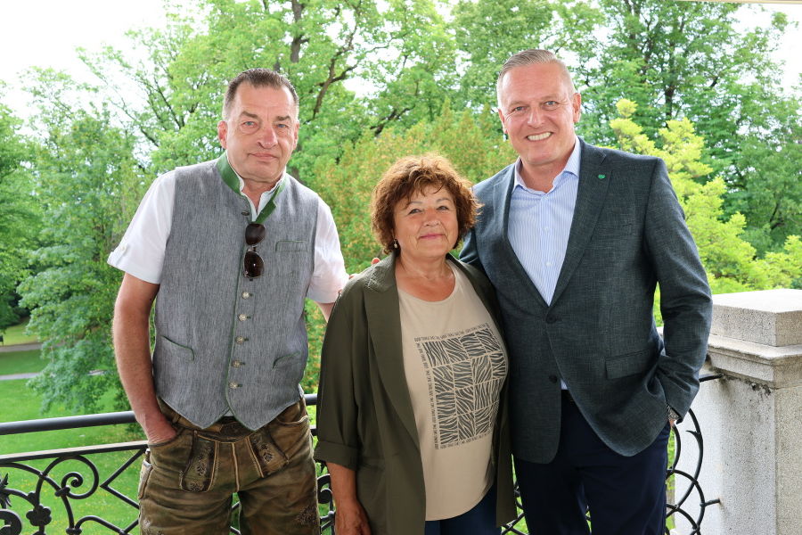 In der Grazer Burg konnte Landeshauptmann Mario Kunasek zahlreiche Besucher zum Tag der offenen Tür begrüßen.