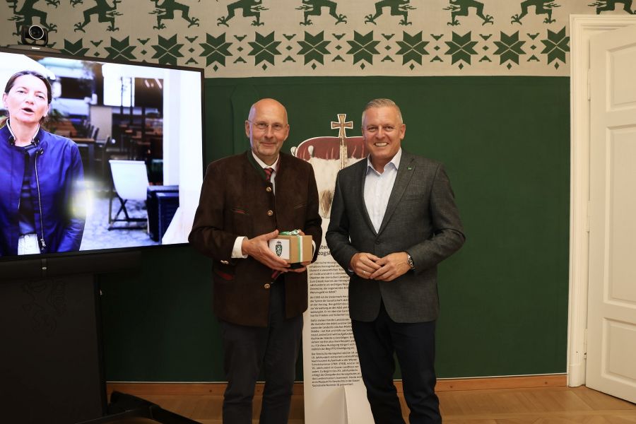 In der Grazer Burg konnte Landeshauptmann Mario Kunasek zahlreiche Besucher zum Tag der offenen Tür begrüßen.