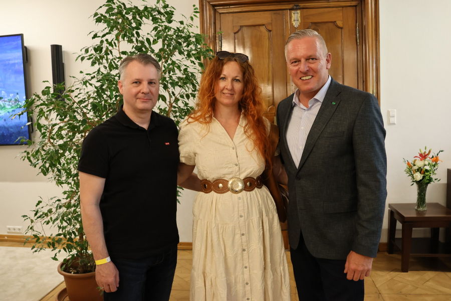 In der Grazer Burg konnte Landeshauptmann Mario Kunasek zahlreiche Besucher zum Tag der offenen Tür begrüßen.