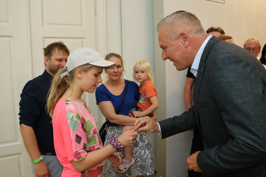 In der Grazer Burg konnte Landeshauptmann Mario Kunasek zahlreiche Besucher zum Tag der offenen Tür begrüßen.