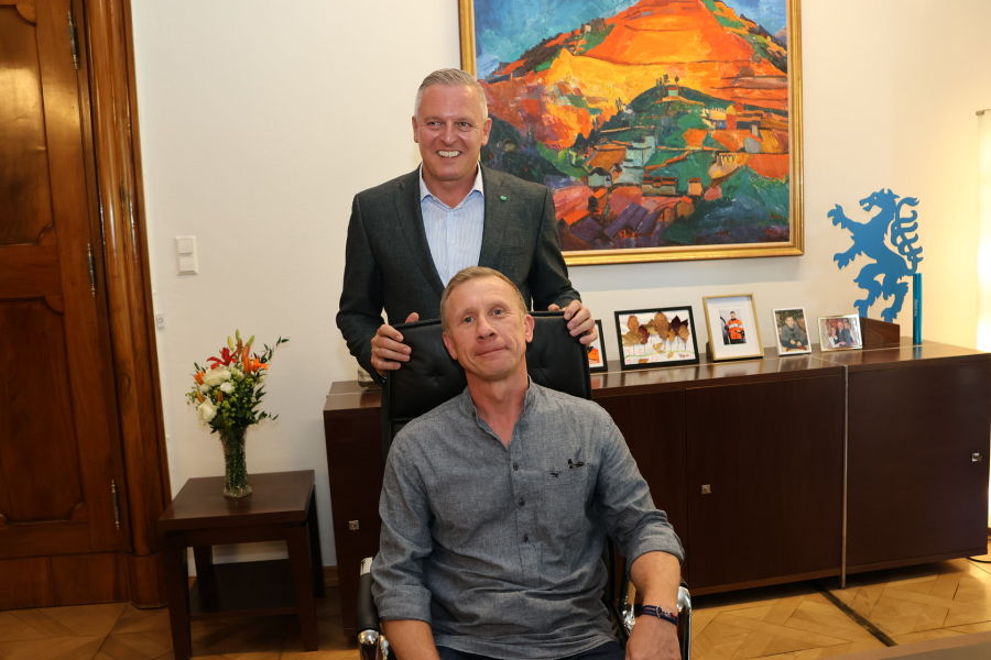 In der Grazer Burg konnte Landeshauptmann Mario Kunasek zahlreiche Besucher zum Tag der offenen Tür begrüßen.