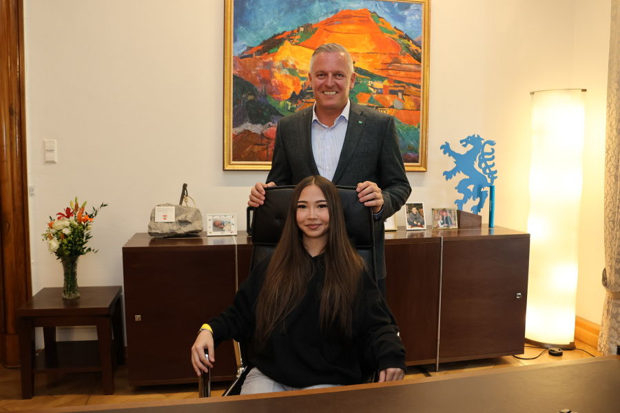 In der Grazer Burg konnte Landeshauptmann Mario Kunasek zahlreiche Besucher zum Tag der offenen Tür begrüßen.