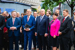 Landeshauptmann-Stv. Manuela Khom begrüßte als offizielle Vertreterin des Landes Steiermark die Gäste beim 75. Städtetag in Leoben: Bundespräsident Alexander Van der Bellen, Bundeskanzler Christian Stocker, den Wiener Bürgermeister Michael Ludwig und Leobens Bürgermeister Kurt Wallner. © Land Steiermark/ Verwendung bei Quellenangabe honorarfrei