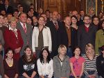 v.l.n.r.: Walburga Beutl, Zweite Präsidentin des Landtages Steiermark, Siegfried Schrittwieser, Präsident des Landtages Steiermark, Jugendlandesrätin Dr. Bettina Vollath, Klubobmann Mag. Christo-pher Drexler (hinten), Sportlandesrat Ing. Manfred Wegscheider, LAbg. Klaus Konrad, Gesundheits-landesrat Mag. Helmut Hirt (hinten) und LAbg. Johannes Schwarz. Foto: Landespressedienst