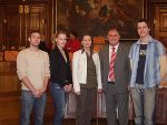 v.l.n.r.: Sasha Meller, Stephanie Benedik, Jugendlandesrätin Dr. Bettina Vollath, Präsident des Landtages Steiermark und Stefan Bauernhofer. Foto: Landespressedienst
