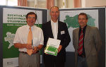 v.l.n.r.: Univ.-Prof. Dr. Wilhelm Müller, LKH Graz, Gesundheitslandesrat Mag. Helmut Hirt und Suchtkoordinator des Landes Steiermark Peter Ederer bei der heutigen Tagung in Graz. Foto: Land Steiermark