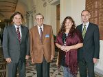 (v.l.n.r.) Landeshauptmann Mag. Franz Voves, Univ.-Prof. Dr. Karl Harnoncourt, Obmann Hospizverein Steiermark, Mag. Sabine Janouschek, Geschäftsführerin Hospizverein Steiermark und Gesundheitslandesrat Mag. Helmut Hirt bei der Eröffnung des vierten Steirischen Hospiz- und Pallia-tivtages in der Aula der Karl-Franzens-Universität Graz. Foto: Frankl