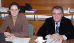 Landesstatistiker Dr. Ernst Burger mit Dipl.-Ing. Ines Grabner bei der Präsentation der Befragung zur „Familiengestaltung“. Foto: Landespressedienst