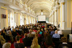 Rund 300 Zuhörer füllten die Aula der Alten Universität. Rund 300 Zuhörer füllten die Aula der Alten Universität.
