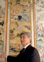 Anschließend war der Botschafter begeistert vom "Japanischen Kabinett" im Schloss Eggenberg. © Land Steiermark - "europe direct" Anschließend war der Botschafter begeistert vom "Japanischen Kabinett" im Schloss Eggenberg.