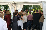 Gelegenheit zum Smalltalk und zum Kennenlernen: das LIG-Sommerfest 2009 © Landespressedienst Gelegenheit zum Smalltalk und zum Kennenlernen: das LIG-Sommerfest 2009