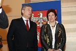 Höchstrangiger Redner: EU-Verkehrskommissar Antonio Tajani mit der steirischen Europa-Abgeordneten Dr. Hella Ranner als Gastgeberin der Veranstaltung im Europaparlament © EVP-Franktion im Europäischen Parlament - Abdruck honorarfrei Höchstrangiger Redner: EU-Verkehrskommissar Antonio Tajani mit der steirischen Europa-Abgeordneten Dr. Hella Ranner als Gastgeberin der Veranstaltung im Europaparlament