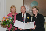 Professor Alfred Gerstl und Gattin , Landeshauptmann Waltraud Klasnic . Foto: Kolaric.